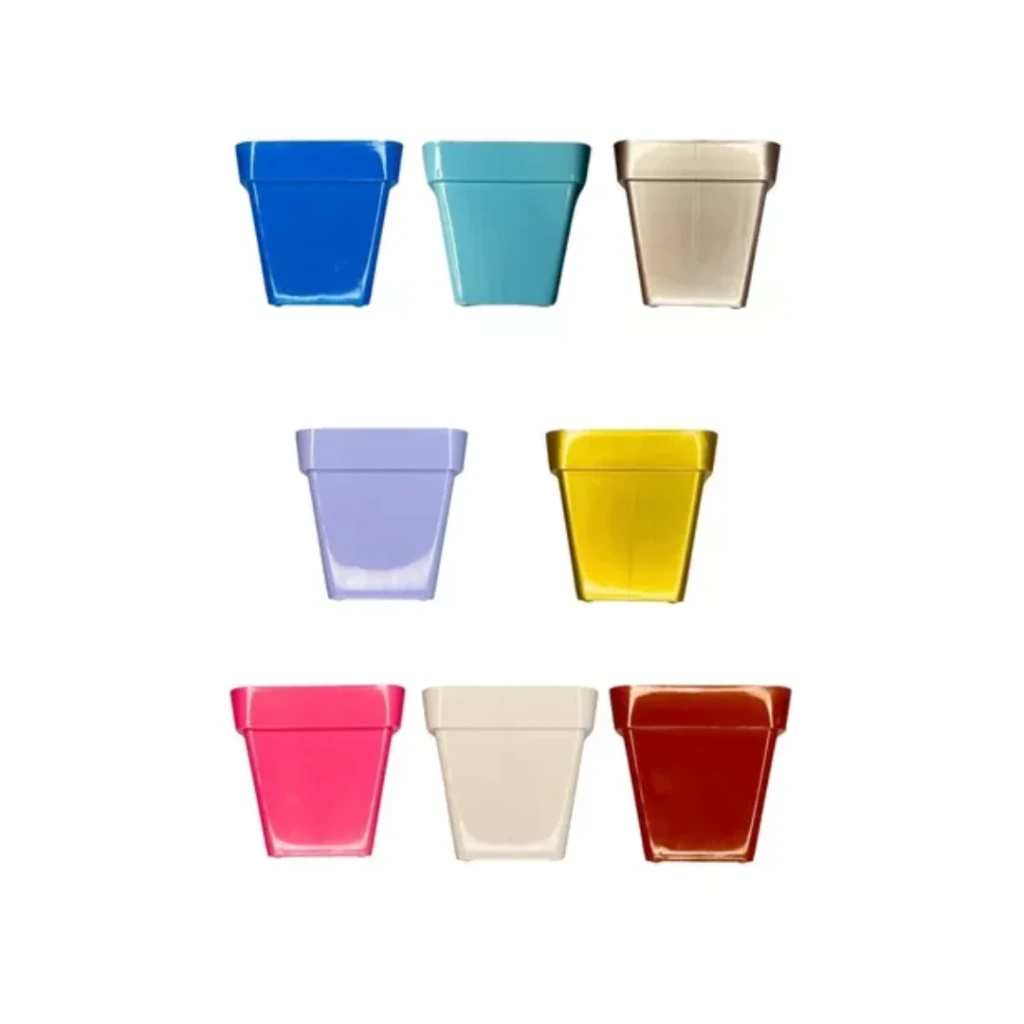 Maceta Plástica Cuadrada N°14 – Compacta y Moderna